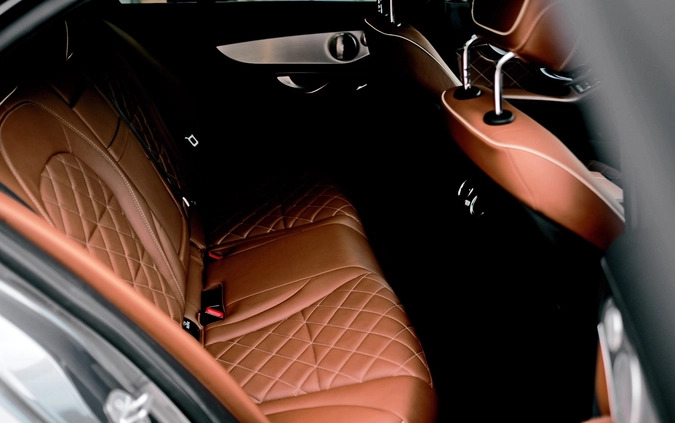 Mercedes-Benz Klasa C cena 319900 przebieg: 83500, rok produkcji 2019 z Pionki małe 596